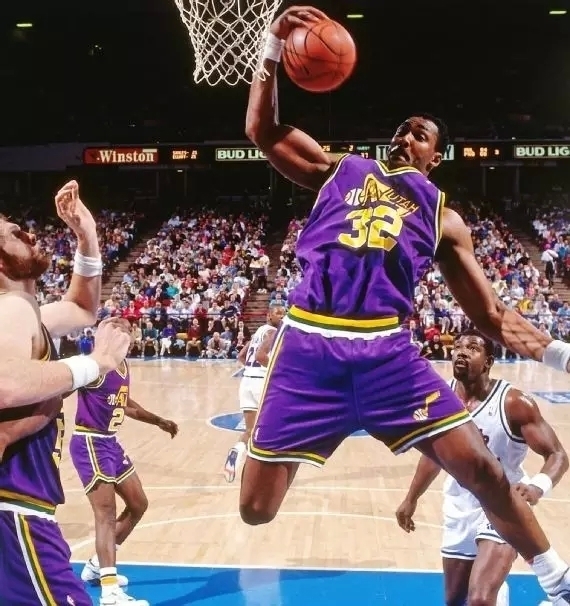 名擦肩而过 名擦肩而过