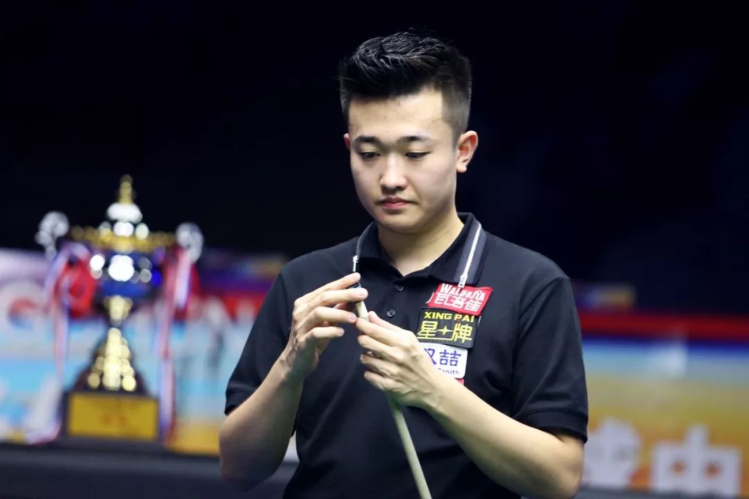 排的比赛中 排的比赛中